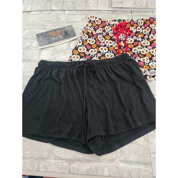NWT Pillow Talk Women 2pc PJ Shorts Set Black and Skulls‎ Floral Size Medium M - Picture 4 of 8